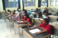https://www.teachforindonesia.org/wp-content/uploads/2013/02/IMG_20130213_160334.jpg