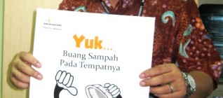 Ketua Umum Gerakan Peduli Disabilitas & Lepra Indonesia, Nuah P. Tarigan, Ir., M.A turut mendukung Gerakan Buang Sampah Pada Tempatnya